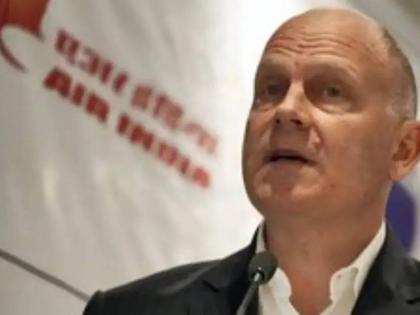 Air India CEO Campbell Wilson apologises for man who urinated on female passenger | Air India CEO Campbell Wilson apologises for man who urinated on female passenger Air India CEO Campbell Wilson apologises for man who urinated on female passenger | Air India CEO Campbell Wilson apologises for man who urinated on female passenger