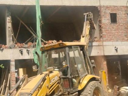 Navi Mumbai Anti-Encroachment Drive: NMMC Demolishes Illegal Structures in Airoli | Navi Mumbai Anti-Encroachment Drive: NMMC Demolishes Illegal Structures in Airoli Navi Mumbai Anti-Encroachment Drive: NMMC Demolishes Illegal Structures in Airoli | Navi Mumbai Anti-Encroachment Drive: NMMC Demolishes Illegal Structures in Airoli