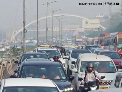 Akshardham-Ghaziabad Road Traffic: Vehicular Jams Reported in Delhi as Family of Ghazipur Murder Victim Protests | Akshardham-Ghaziabad Road Traffic: Vehicular Jams Reported in Delhi as Family of Ghazipur Murder Victim Protests Akshardham-Ghaziabad Road Traffic: Vehicular Jams Reported in Delhi as Family of Ghazipur Murder Victim Protests | Akshardham-Ghaziabad Road Traffic: Vehicular Jams Reported in Delhi as Family of Ghazipur Murder Victim Protests