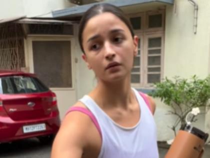 Watch: Alia Bhatt Confronts Paps for Entering Building Without Permission, Netizens React | Watch: Alia Bhatt Confronts Paps for Entering Building Without Permission, Netizens React