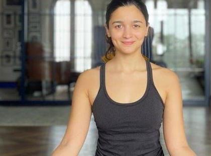 Fit and Fabulous: 5 Bollywood Divas Who Inspire Us to Stay Active