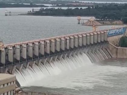 Maharashtra-Karnataka Strengthen Coordination to Manage Krishna River Flood Risk | Maharashtra-Karnataka Strengthen Coordination to Manage Krishna River Flood Risk Maharashtra-Karnataka Strengthen Coordination to Manage Krishna River Flood Risk | Maharashtra-Karnataka Strengthen Coordination to Manage Krishna River Flood Risk