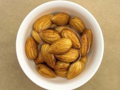 Eating too many almonds can cause these 5 problems to your health | Eating too many almonds can cause these 5 problems to your health