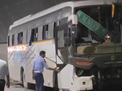 Amarnath Yatra Bus Accident: Bus Carrying Pilgrims Crashes in Tunnel on Jammu-Srinagar Highway; 4 Injured (VIDEO) | Amarnath Yatra Bus Accident: Bus Carrying Pilgrims Crashes in Tunnel on Jammu-Srinagar Highway; 4 Injured (VIDEO) Amarnath Yatra Bus Accident: Bus Carrying Pilgrims Crashes in Tunnel on Jammu-Srinagar Highway; 4 Injured (VIDEO) | Amarnath Yatra Bus Accident: Bus Carrying Pilgrims Crashes in Tunnel on Jammu-Srinagar Highway; 4 Injured (VIDEO)