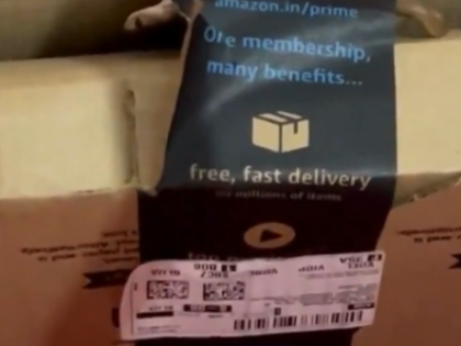 Bengaluru Couple Finds Cobra in Amazon Package Meant for Xbox Controller (Watch Video) | Bengaluru Couple Finds Cobra in Amazon Package Meant for Xbox Controller (Watch Video) Bengaluru Couple Finds Cobra in Amazon Package Meant for Xbox Controller (Watch Video) | Bengaluru Couple Finds Cobra in Amazon Package Meant for Xbox Controller (Watch Video)