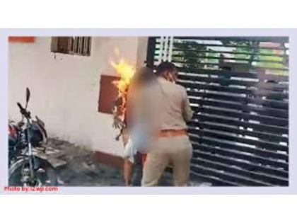 Shocking! Uttar Pradesh: Husband of Dalit village head set ablaze in Amethi | Shocking! Uttar Pradesh: Husband of Dalit village head set ablaze in Amethi