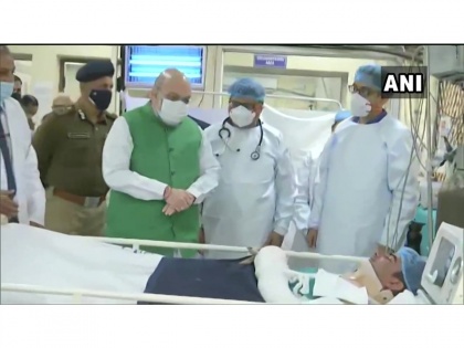 Tractor rally violence: Amit Shah meets injured Delhi Police cops | Tractor rally violence: Amit Shah meets injured Delhi Police cops
