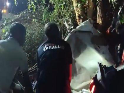 Gujarat Accident: 3 Killed, One Injured After Car Loses Control and Hits Tree in Amreli | Gujarat Accident: 3 Killed, One Injured After Car Loses Control and Hits Tree in Amreli Gujarat Accident: 3 Killed, One Injured After Car Loses Control and Hits Tree in Amreli | Gujarat Accident: 3 Killed, One Injured After Car Loses Control and Hits Tree in Amreli