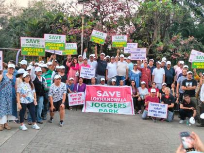 Mumbai: Lokhandwala Residents Protest Alleged Encroachment in Joggers Park, Police File FIR Against Protestors | Mumbai: Lokhandwala Residents Protest Alleged Encroachment in Joggers Park, Police File FIR Against Protestors