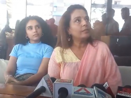Ravi Kishan Is My Daughter’s Father, Claims Woman, Says ‘Adopt My Daughter’ (Watch Videos) | Ravi Kishan Is My Daughter’s Father, Claims Woman, Says ‘Adopt My Daughter’ (Watch Videos)