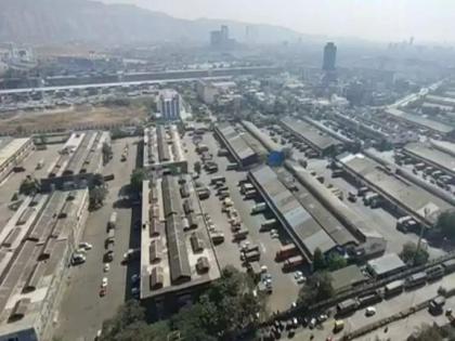 Navi Mumbai: Mathadi workers join ongoing Maratha reservation protest, announce symbolic shutdown at APMC today | Navi Mumbai: Mathadi workers join ongoing Maratha reservation protest, announce symbolic shutdown at APMC today Navi Mumbai: Mathadi workers join ongoing Maratha reservation protest, announce symbolic shutdown at APMC today | Navi Mumbai: Mathadi workers join ongoing Maratha reservation protest, announce symbolic shutdown at APMC today