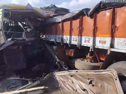 APSRTC Bus Accident: 8 Dead, 30 Injured After Bus Collides With Two Trucks on Mogali Ghat Road in Chittoor (Watch Video)