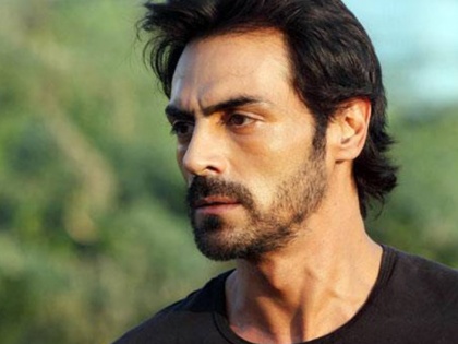 NCB recovers medicines from Arjun Rampal's house, actor's mobiles and laptops seized | NCB recovers medicines from Arjun Rampal's house, actor's mobiles and laptops seized