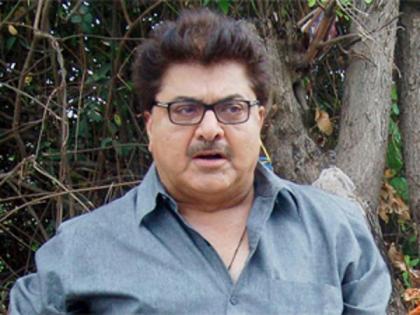 72 Hoorain: Security tightened outside Ashoke Pandit's residence in Mumbai | 72 Hoorain: Security tightened outside Ashoke Pandit's residence in Mumbai