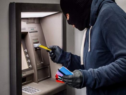 Pune: Two held for ATM tampering and money theft | Pune: Two held for ATM tampering and money theft