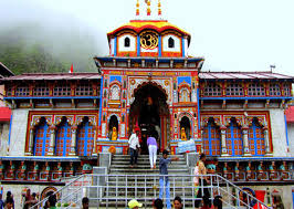 Uttarakhand: Badrinath Dham to Close for Winter Season on November 17 | Uttarakhand: Badrinath Dham to Close for Winter Season on November 17 Uttarakhand: Badrinath Dham to Close for Winter Season on November 17 | Uttarakhand: Badrinath Dham to Close for Winter Season on November 17
