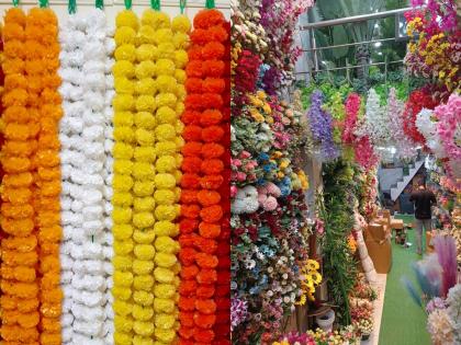 Maharashtra Govt Likely to Put Ban On Artificial Flowers Ahead of Festival Season | Maharashtra Govt Likely to Put Ban On Artificial Flowers Ahead of Festival Season