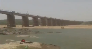 Rajasthan Tragedy: 8 Drown While Taking Bath in Banas River in Tonk, CM Bhajanlal Sharma Expresses Grief (VIDEO) | Rajasthan Tragedy: 8 Drown While Taking Bath in Banas River in Tonk, CM Bhajanlal Sharma Expresses Grief (VIDEO) Rajasthan Tragedy: 8 Drown While Taking Bath in Banas River in Tonk, CM Bhajanlal Sharma Expresses Grief (VIDEO) | Rajasthan Tragedy: 8 Drown While Taking Bath in Banas River in Tonk, CM Bhajanlal Sharma Expresses Grief (VIDEO)