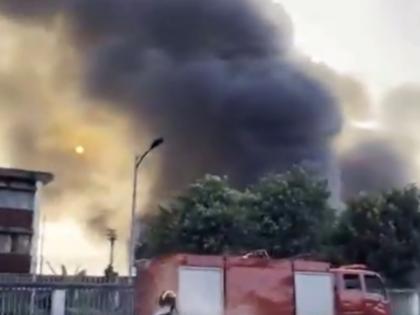Bangladesh: Fire Breaks Out at Hazrat Shahjalal International Airport, Dhaka; All Flights Suspended (Watch Video) | Bangladesh: Fire Breaks Out at Hazrat Shahjalal International Airport, Dhaka; All Flights Suspended (Watch Video) Bangladesh: Fire Breaks Out at Hazrat Shahjalal International Airport, Dhaka; All Flights Suspended (Watch Video) | Bangladesh: Fire Breaks Out at Hazrat Shahjalal International Airport, Dhaka; All Flights Suspended (Watch Video)