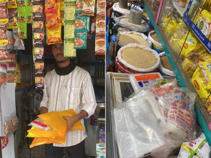 Plastic Ban in Navi Mumbai: NMMC Seizes Over 100 Kg of Single-Use Plastic in Raids | Plastic Ban in Navi Mumbai: NMMC Seizes Over 100 Kg of Single-Use Plastic in Raids Plastic Ban in Navi Mumbai: NMMC Seizes Over 100 Kg of Single-Use Plastic in Raids | Plastic Ban in Navi Mumbai: NMMC Seizes Over 100 Kg of Single-Use Plastic in Raids