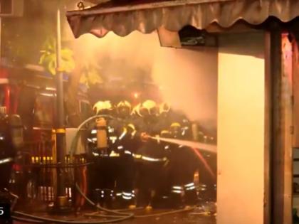 Mumbai: Fire Breaks Out at Two-Story Bata Showroom in Crawford Market | Mumbai: Fire Breaks Out at Two-Story Bata Showroom in Crawford Market Mumbai: Fire Breaks Out at Two-Story Bata Showroom in Crawford Market | Mumbai: Fire Breaks Out at Two-Story Bata Showroom in Crawford Market