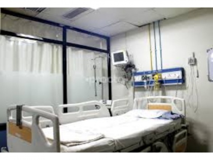 Mumbai hospitals face shortage of beds for COVID-19 patients | Mumbai hospitals face shortage of beds for COVID-19 patients