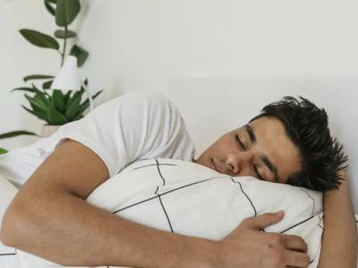 Health Tip: 5-Minute Bedtime Exercise Routine for Longevity and Fitness!
