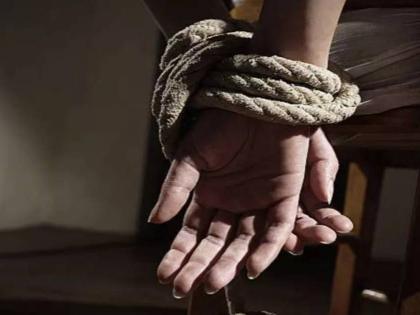 Gunpoint Abduction on Beed Bypass: Contractor Robbed, Beaten, and Forced to Transfer Money | Gunpoint Abduction on Beed Bypass: Contractor Robbed, Beaten, and Forced to Transfer Money Gunpoint Abduction on Beed Bypass: Contractor Robbed, Beaten, and Forced to Transfer Money | Gunpoint Abduction on Beed Bypass: Contractor Robbed, Beaten, and Forced to Transfer Money
