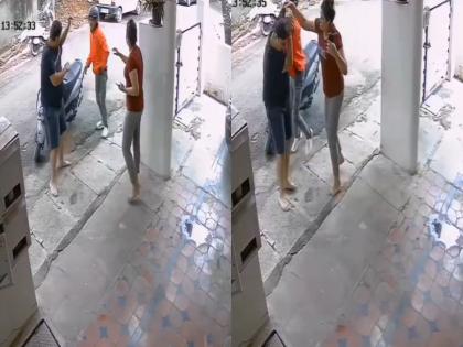 Bengaluru Shocker: Delivery Boy Assaults Man Over Address Mix-Up; Video Goes Viral | Bengaluru Shocker: Delivery Boy Assaults Man Over Address Mix-Up; Video Goes Viral Bengaluru Shocker: Delivery Boy Assaults Man Over Address Mix-Up; Video Goes Viral | Bengaluru Shocker: Delivery Boy Assaults Man Over Address Mix-Up; Video Goes Viral