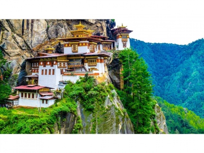 Bhutan Tourism: Tourists from India will have to pay entry fee of Rs 1200 per day | Bhutan Tourism: Tourists from India will have to pay entry fee of Rs 1200 per day