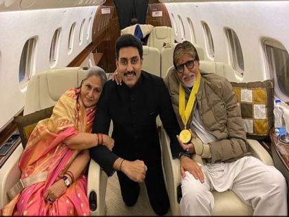 Bachchan family celebrate Big B's Dadasaheb Phalke Award victory | Bachchan family celebrate Big B's Dadasaheb Phalke Award victory