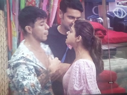 Bigg Boss 15: Shamita Shetty pointed out Pratik Sehajpal's girls pattern, says "One one girl comes and you go after them, this is your pattern" | Bigg Boss 15: Shamita Shetty pointed out Pratik Sehajpal's girls pattern, says "One one girl comes and you go after them, this is your pattern"