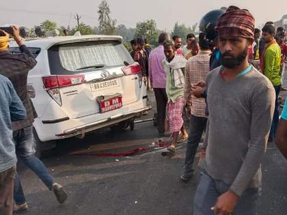 Bihar: Speeding car with 'DM, Madhepura' plate kills three, injures one in Madhubani district | Bihar: Speeding car with 'DM, Madhepura' plate kills three, injures one in Madhubani district