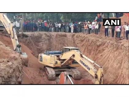 3-year-old boy falls into borewell in MP's Niwari, rescue operations underway | 3-year-old boy falls into borewell in MP's Niwari, rescue operations underway