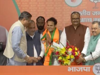 Lok Sabha Election 2024: BSP MP Ritesh Pandey Joins BJP in Presence of UP Deputy CM Brajesh Pathak (Watch Video) | Lok Sabha Election 2024: BSP MP Ritesh Pandey Joins BJP in Presence of UP Deputy CM Brajesh Pathak (Watch Video)