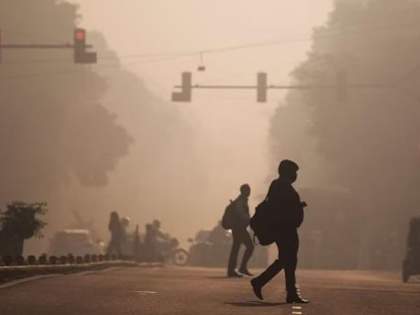 Delhi govt postpones odd-even rule for now, to reevaluate after Diwali based on air quality | Delhi govt postpones odd-even rule for now, to reevaluate after Diwali based on air quality