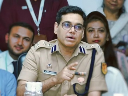 IPS Officer Manoj Sharma, Whose Life Inspired '12th Fail,' Promoted to Inspector General | IPS Officer Manoj Sharma, Whose Life Inspired '12th Fail,' Promoted to Inspector General
