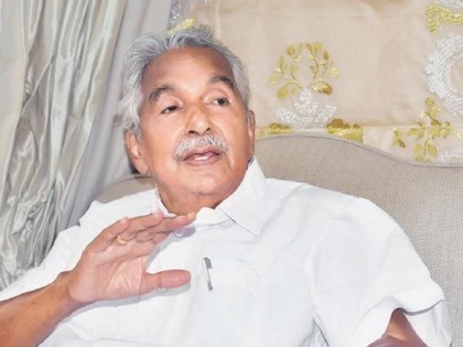 Oommen Chandy's funeral at 7.30 pm in Puthupally, thousands bid good bye to Kerala's beloved son | Oommen Chandy's funeral at 7.30 pm in Puthupally, thousands bid good bye to Kerala's beloved son