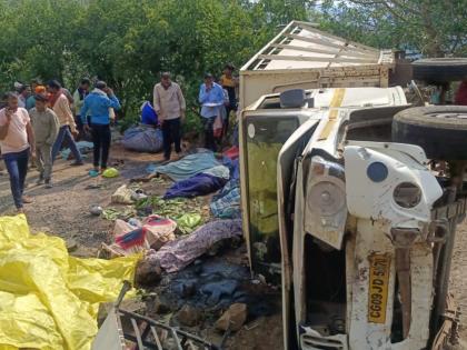 Chhattisgarh Road Accident: 15 Killed, 8 Injured As Mini Goods Vehicle Plunges Into Gorge in Kabirdham | Chhattisgarh Road Accident: 15 Killed, 8 Injured As Mini Goods Vehicle Plunges Into Gorge in Kabirdham Chhattisgarh Road Accident: 15 Killed, 8 Injured As Mini Goods Vehicle Plunges Into Gorge in Kabirdham | Chhattisgarh Road Accident: 15 Killed, 8 Injured As Mini Goods Vehicle Plunges Into Gorge in Kabirdham