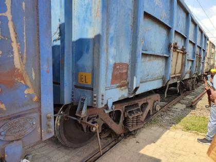 Chhattisgarh Train Derailment: 20 Wagons of Coal-Laden Goods Train Derail in Bilaspur; Services Diverted