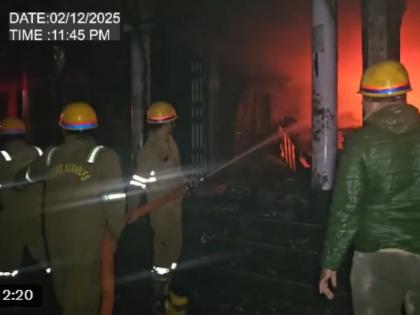 Lucknow: Fire Breaks Out at Sweet Shop in Chinhat, Two Rescued | Lucknow: Fire Breaks Out at Sweet Shop in Chinhat, Two Rescued