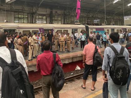 Mumbai: Fire Breaks Out On Platform Wall at Churchgate Railway Station Due to Short Circuit | Mumbai: Fire Breaks Out On Platform Wall at Churchgate Railway Station Due to Short Circuit