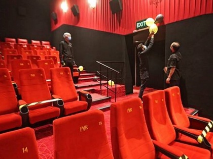 Karnataka allows cinema halls to operate at 100 per cent capacity on trial basis | Karnataka allows cinema halls to operate at 100 per cent capacity on trial basis