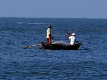 Fishermen Missing: Major accident in Gir Somnath, 15 boats overturn due to storm; fishermen go missing | Fishermen Missing: Major accident in Gir Somnath, 15 boats overturn due to storm; fishermen go missing