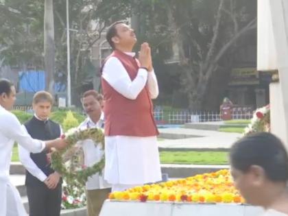 Maharashtra Day 2025: CM Devendra Fadnavis Pays Tribute to Samyukta Maharashtra Movement Martyrs at Hutatma Chowk in Mumbai | Maharashtra Day 2025: CM Devendra Fadnavis Pays Tribute to Samyukta Maharashtra Movement Martyrs at Hutatma Chowk in Mumbai Maharashtra Day 2025: CM Devendra Fadnavis Pays Tribute to Samyukta Maharashtra Movement Martyrs at Hutatma Chowk in Mumbai | Maharashtra Day 2025: CM Devendra Fadnavis Pays Tribute to Samyukta Maharashtra Movement Martyrs at Hutatma Chowk in Mumbai