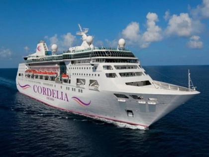 Mumbai-Goa Cordelia cruise ship crew member tested Covid positive, 2000 passengers stuck | Mumbai-Goa Cordelia cruise ship crew member tested Covid positive, 2000 passengers stuck