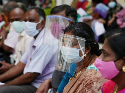 Maharashtra govt makes wearing of masks compulsory amid surge in Covid-19 cases | Maharashtra govt makes wearing of masks compulsory amid surge in Covid-19 cases