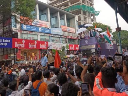 Pune celebrates 'ICC World Cup' trophy parade despite heavy rain | Pune celebrates 'ICC World Cup' trophy parade despite heavy rain Pune celebrates 'ICC World Cup' trophy parade despite heavy rain | Pune celebrates 'ICC World Cup' trophy parade despite heavy rain