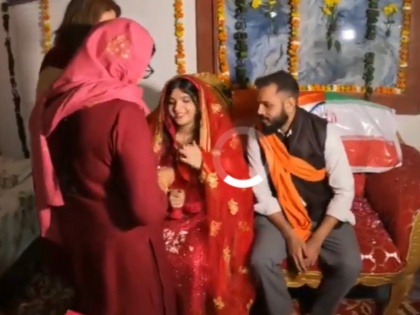 Cross-Border Love: YouTuber Diwakar Kumar Engaged to Iranian Woman Faiza in Uttar Pradesh; Watch Video | Cross-Border Love: YouTuber Diwakar Kumar Engaged to Iranian Woman Faiza in Uttar Pradesh; Watch Video