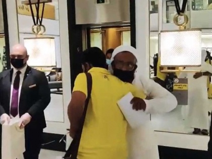 Video of CSK players hugging a man goes viral, after several members contract COVID-19 | Video of CSK players hugging a man goes viral, after several members contract COVID-19